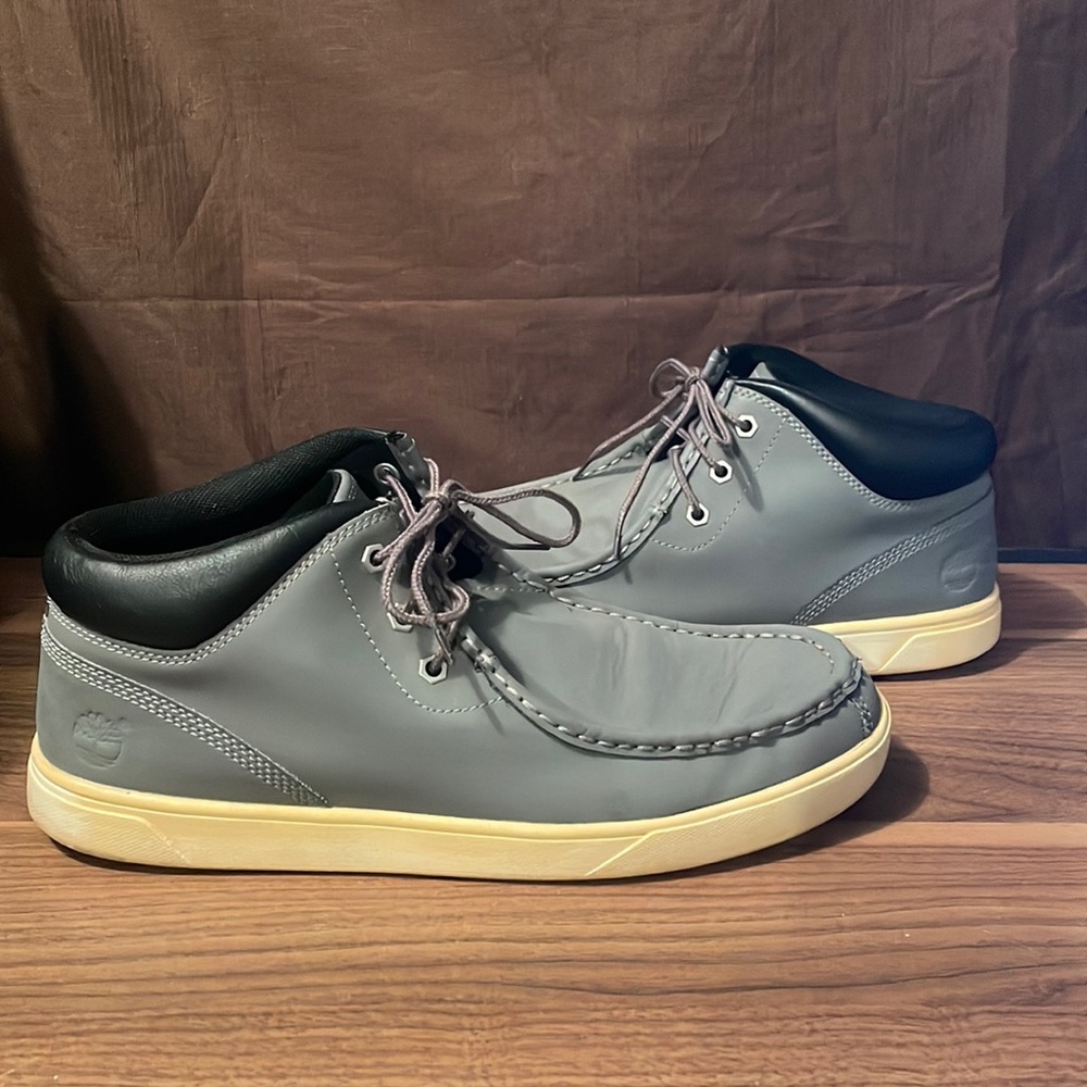Size 11.5 • Timberland Groveton Moc-Toe Chukka Boot • Gray Leather • A115U •